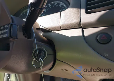 2002 Toyota Camry Le from USA, damaged, VIN 4T1BE32K82U042045